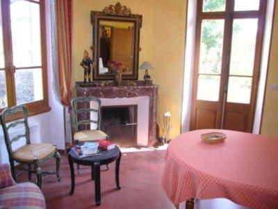 Bed and Breakfast Mas Montluzia Cascastel-des-Corbières Exterior foto
