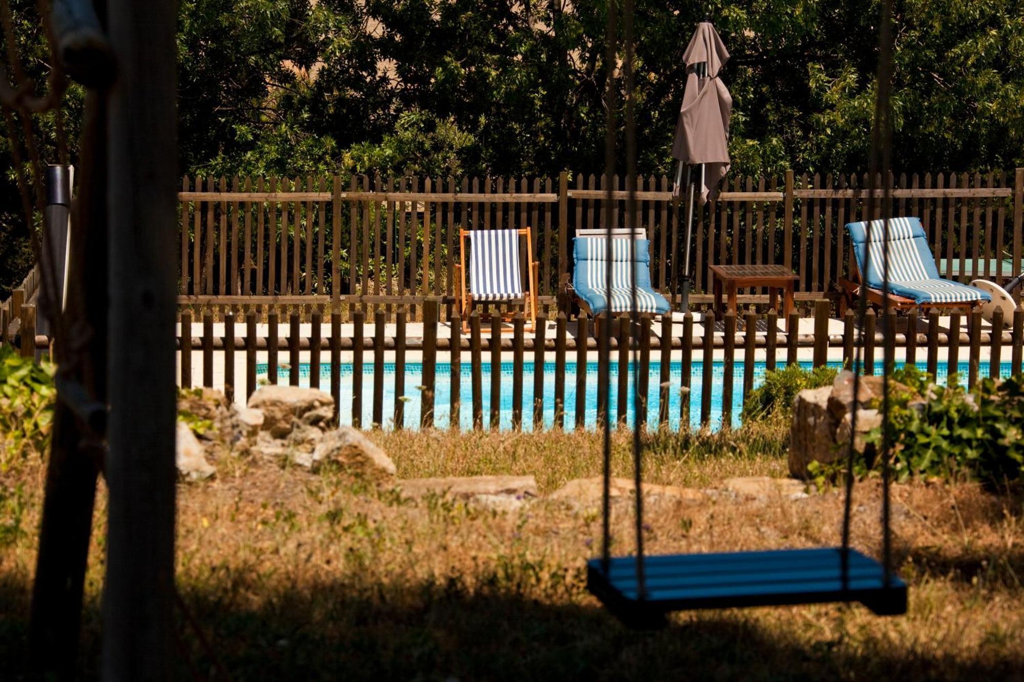 Bed and Breakfast Mas Montluzia Cascastel-des-Corbières Exterior foto