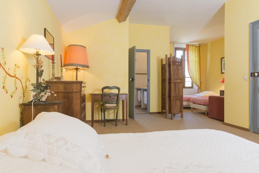 Bed and Breakfast Mas Montluzia Cascastel-des-Corbières Exterior foto