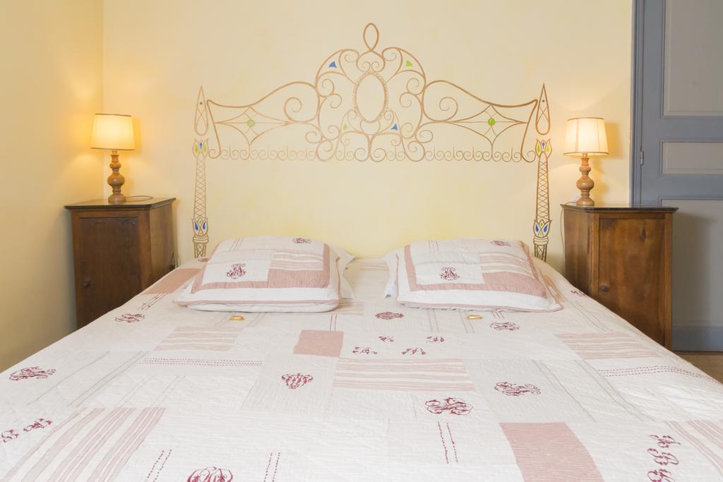 Bed and Breakfast Mas Montluzia Cascastel-des-Corbières Exterior foto